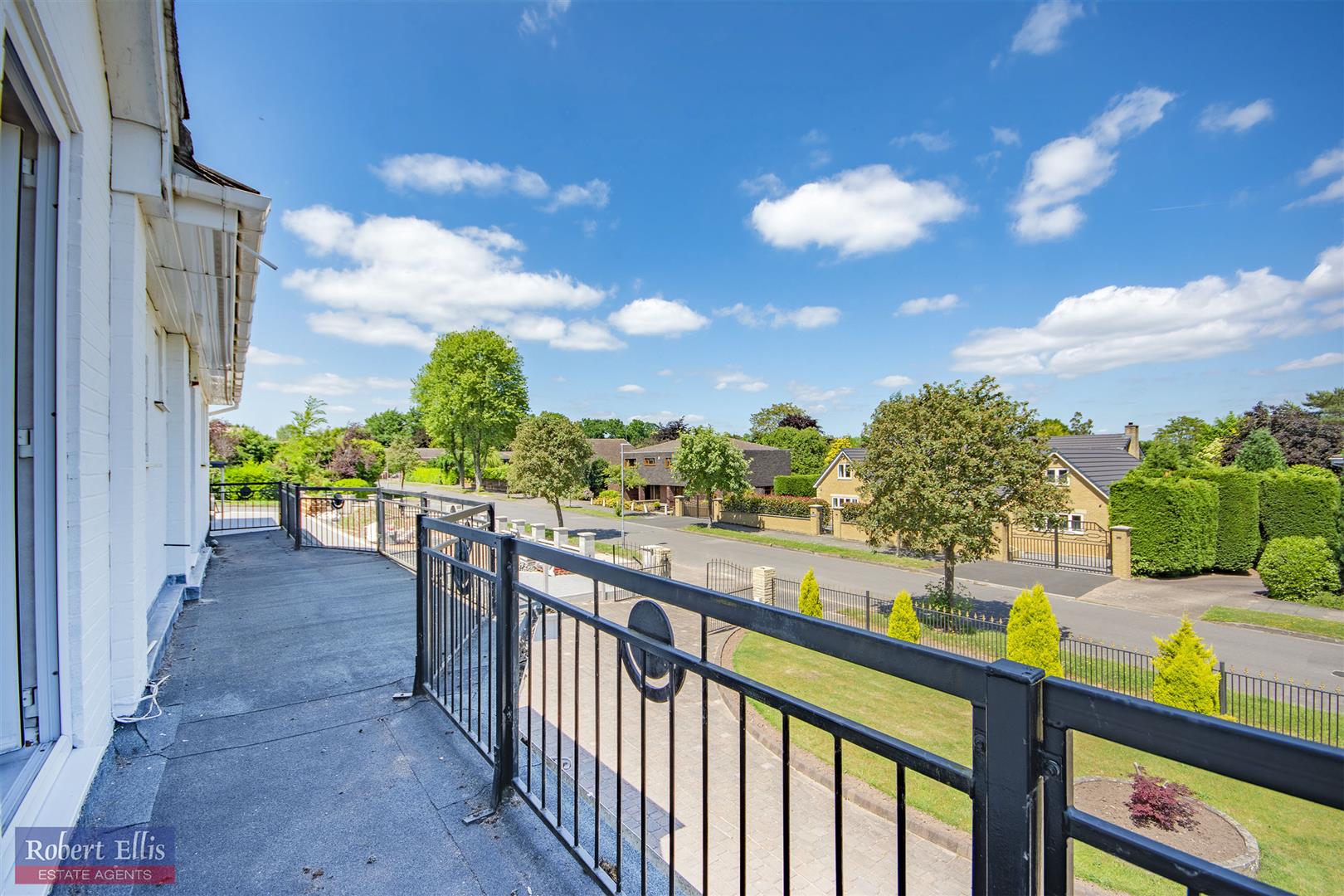 Claremont Avenue, Bramcote, Nottingham Robert Ellis Estate Agents